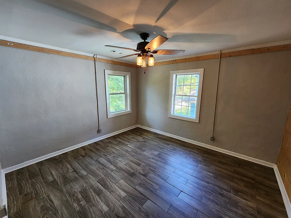 543 Oliver St NW #1B
