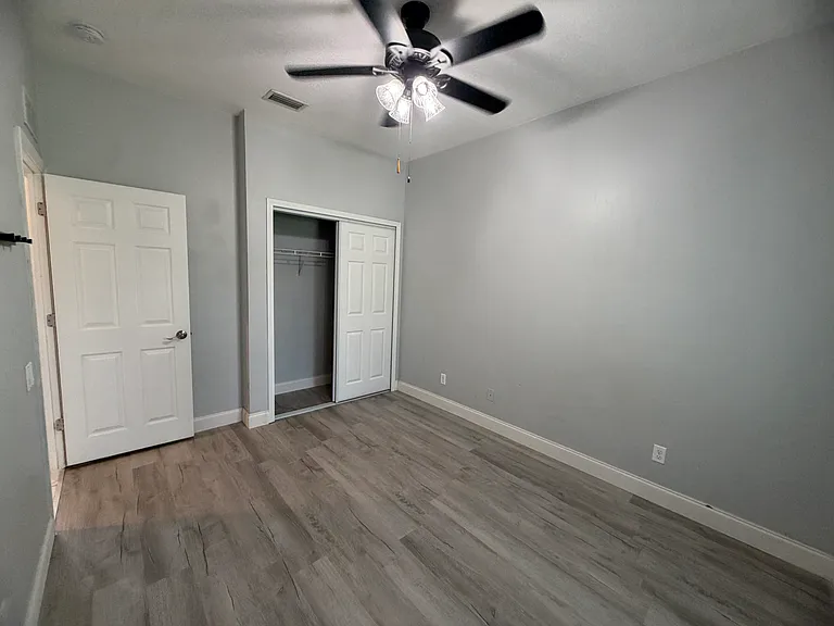 9922 52nd St E — Photo 23