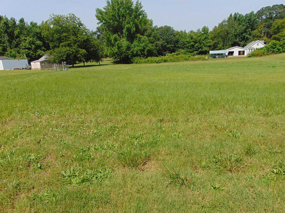 1st image of 770 River Ln