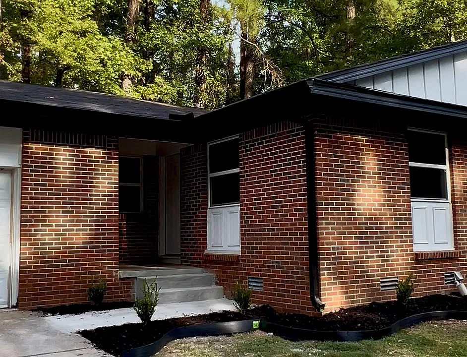 2301 Ridge Park Dr