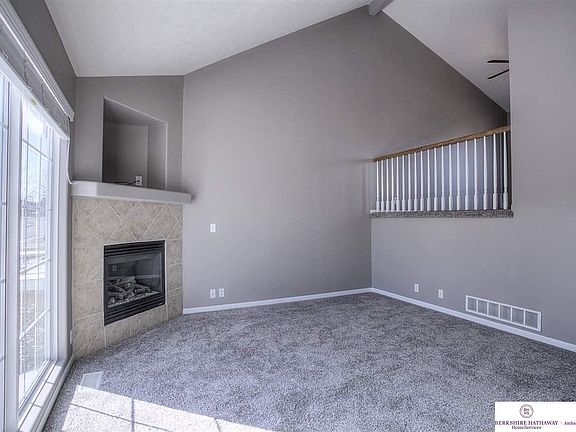 3rd image of 1810 Southview Dr