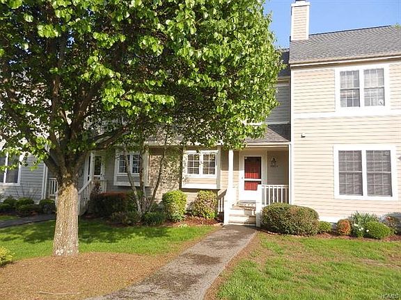2nd image of 4504 Hickory Hollow Ln