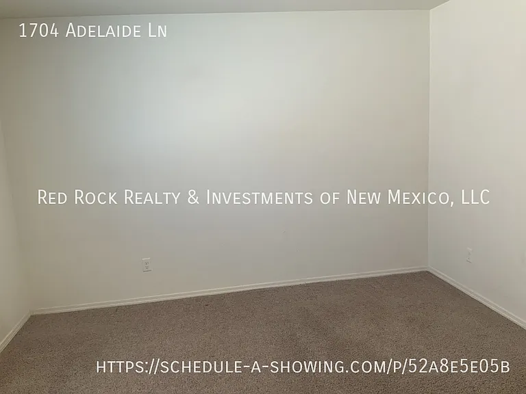 1704 Adelaide Ln — Photo 16