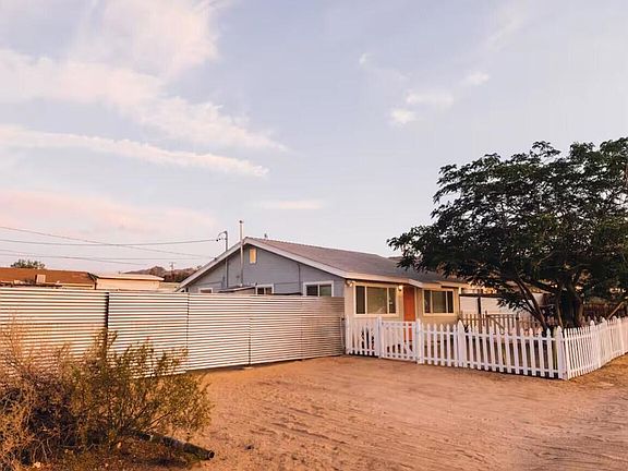 5th image of 61887 Grand View Cir
