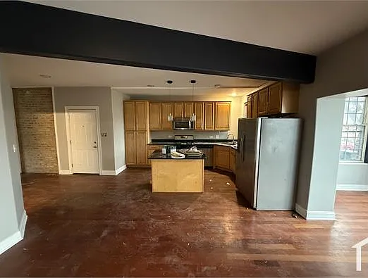 4209 S Michigan Ave #1