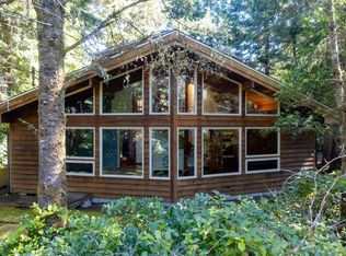 1675 SW Tintinnabulary Pl, Depoe Bay, OR 97341
