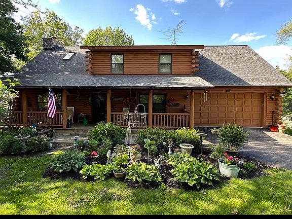 2nd image of 707 Quinn Rd