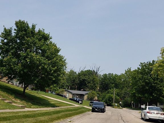 4th image of 11 Flagler Ct