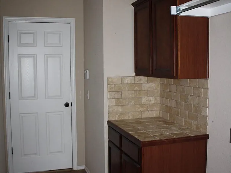 4707 SW Malcom Rd — Photo 7