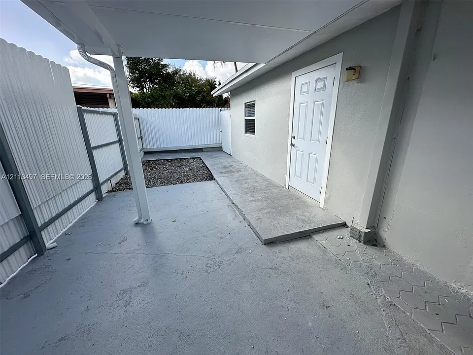 2300 SW 59th Ave