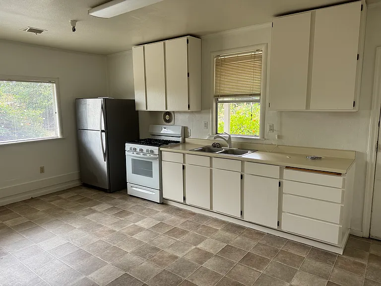 7624 Sonoma Hwy — Photo 3