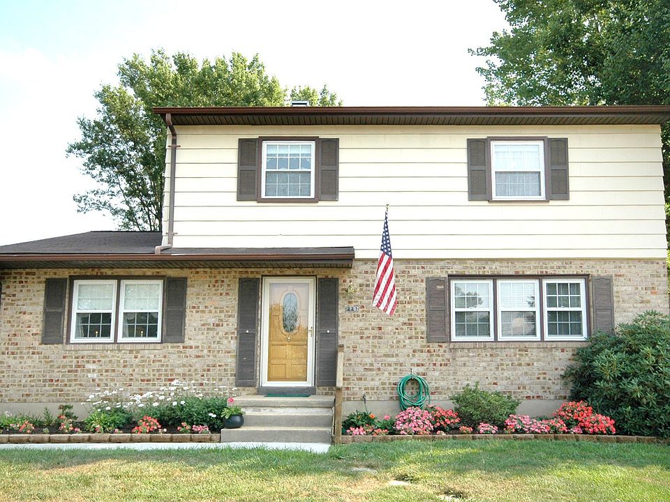 Exterior Front View