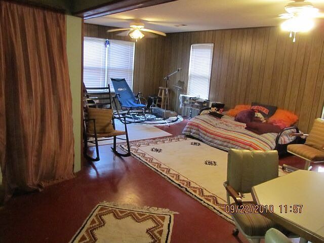 2nd image of 104 Rolling Acres Ct