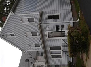 320 Mitchell Ave, Linden, NJ 07036