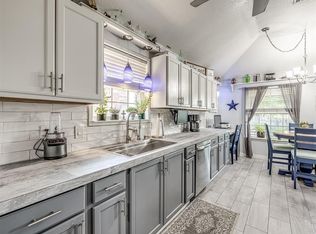 520 SW 38th Ter, Moore, OK 73160