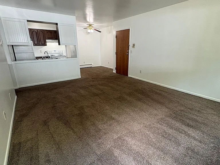 695 Capital Ave NE #16 — Photo 2
