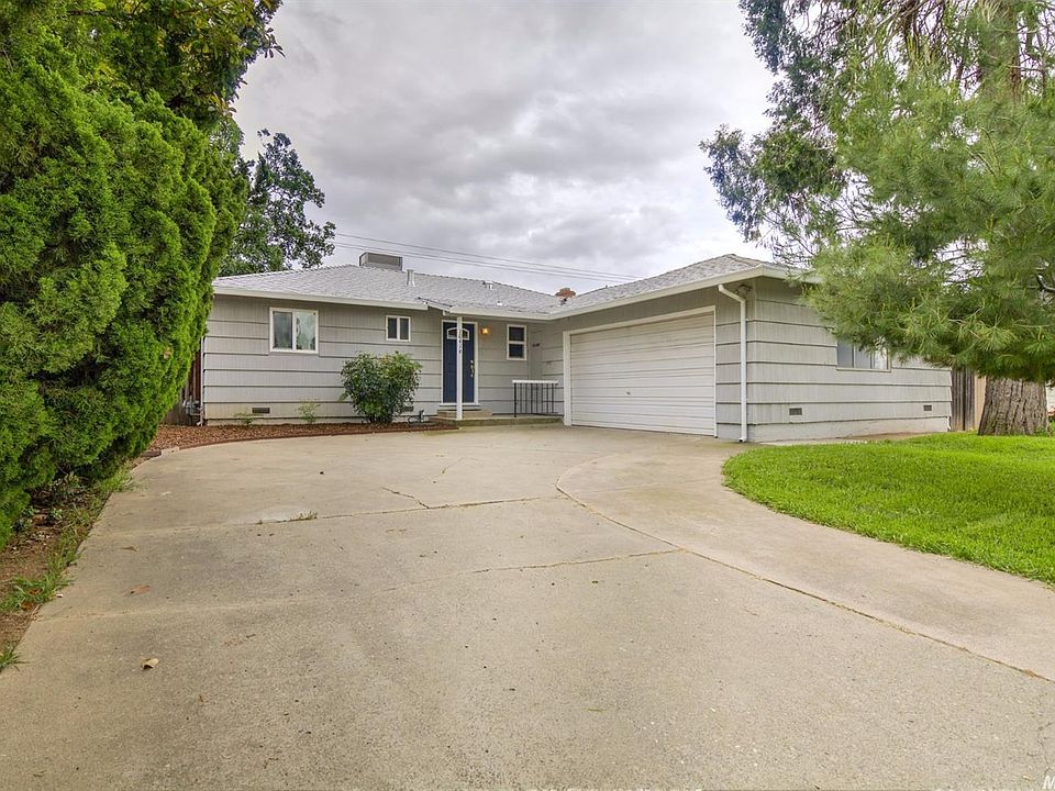2nd image of 10416 Malaga Way