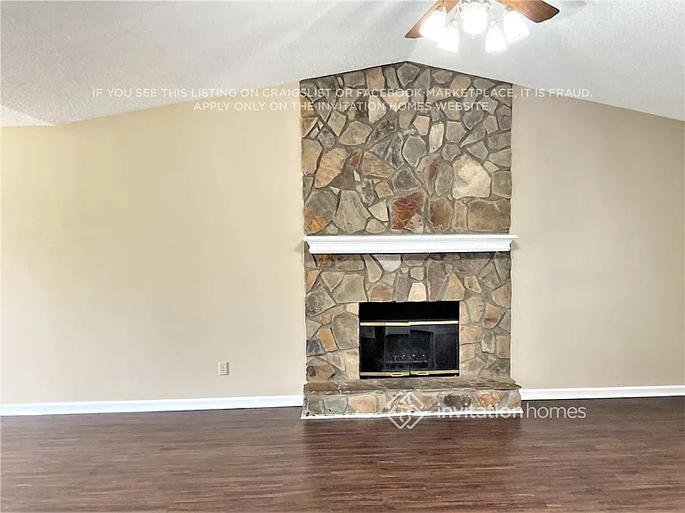 365 Whisper Way — Photo 3