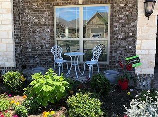 418 Brook Meadow Dr, Midlothian, TX 76065