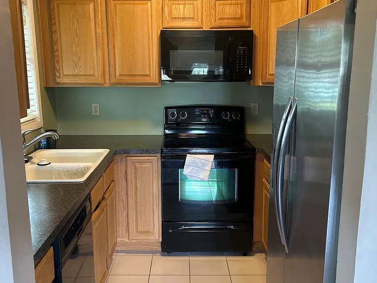 17203 Sandalwood Dr #203 — Photo 3
