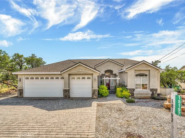 18197 N Shore Dr, Hidden Valley Lake, CA 95467