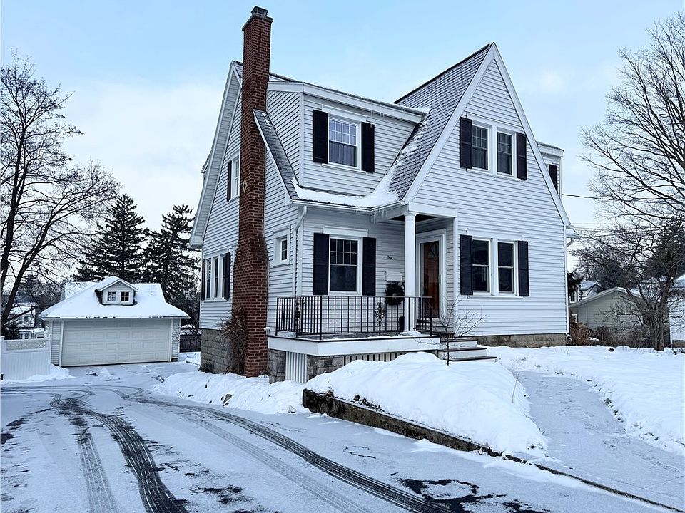 1st image of 1 Linn Ave