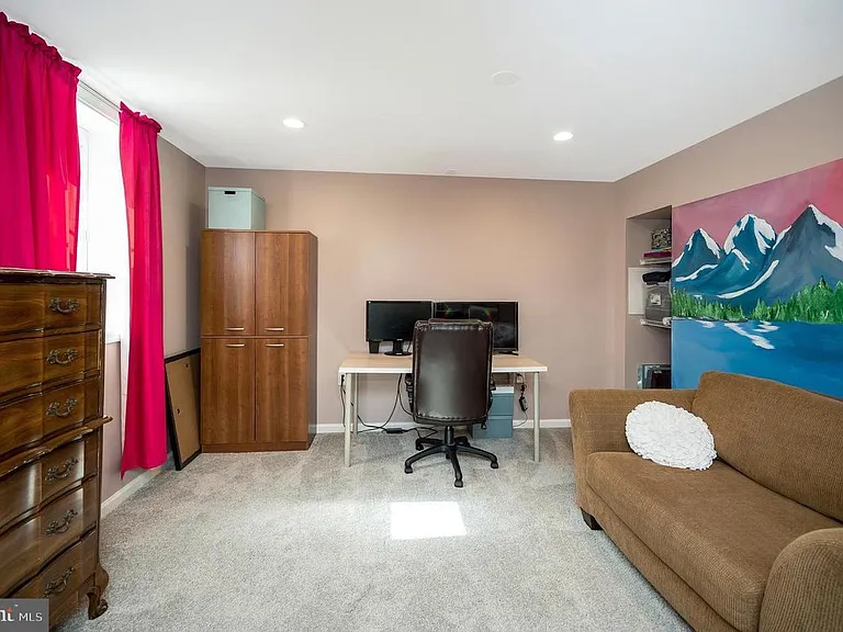 64 Blossom Wood Ct — Photo 41