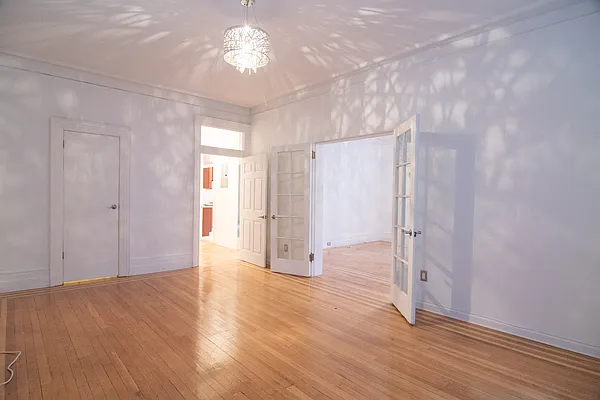 Rented by WAM Partners - William Moses Co. | media 6