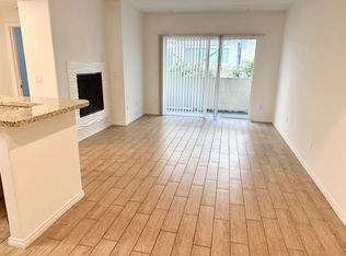 11925 3/3 Kling St #104, Valley Village, CA 91607