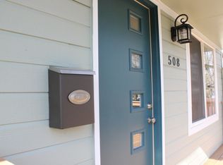 508 W College St, Liberty, MO 64068