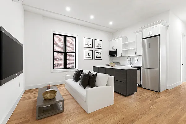 Rented by Freestone Property Group | media 9