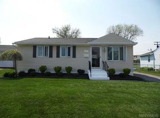 40 Isabelle Rd, Cheektowaga, NY 14225