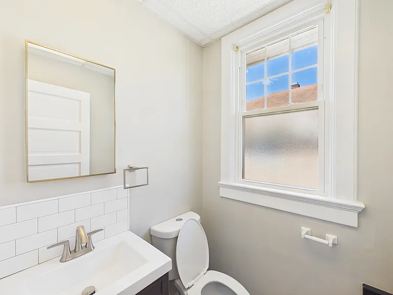 2044 Douglass Blvd #2 — Photo 15