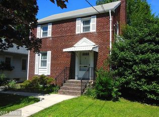 805 S Wayne St, Arlington, VA