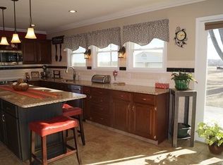 63825 730th Rd, Auburn, NE 68305