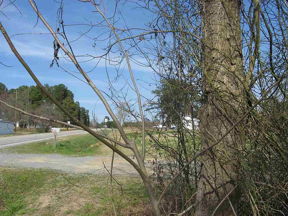1st image of 10009 Us Highway 301 S #2