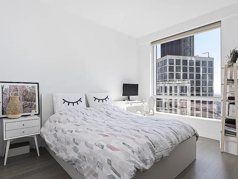 138 Willoughby St #42F — Photo 4