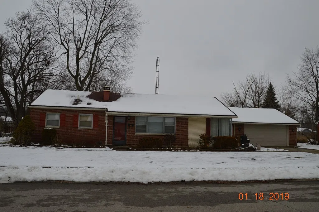 120 Parkgrove Dr photo 1