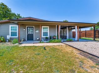 920 Cope St, Midlothian, TX 76065