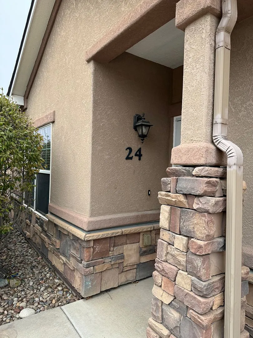 Available Now. New 3 bed, 2 bath townhouse! — Photo 1