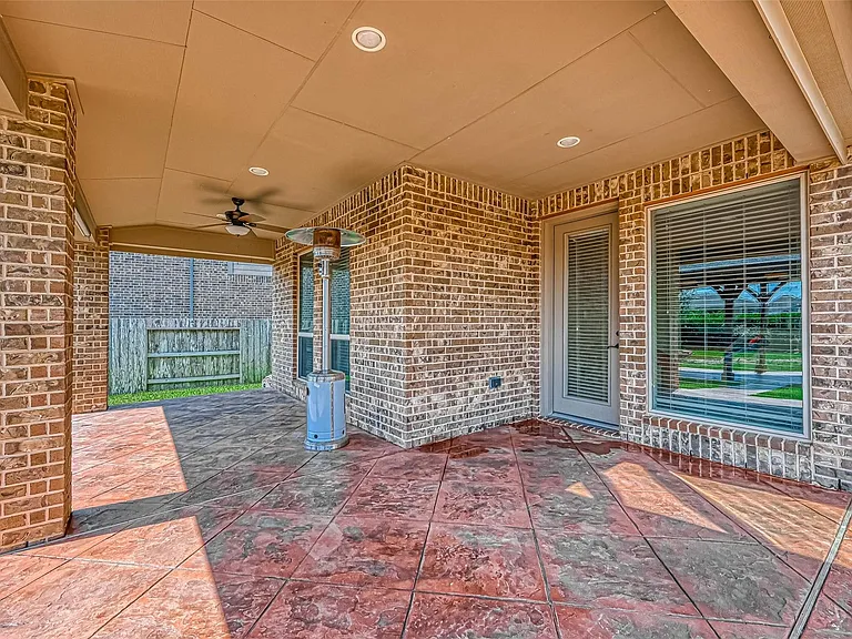 27415 Blinkwood Park — Photo 31