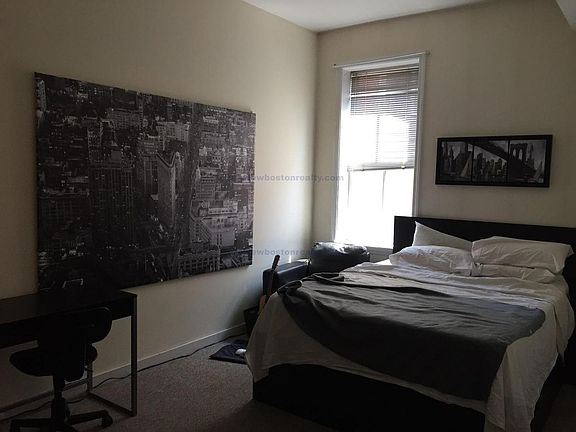 5th image of 4 Davis Ave #Ad1c