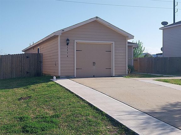 4th image of 5834 Golden Cove Rd