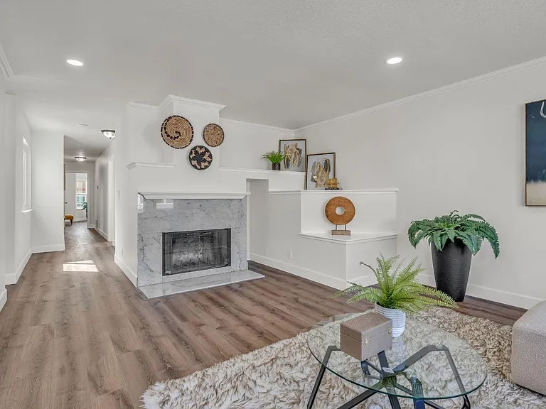 948 Wyandotte Ave #950 — Photo 8