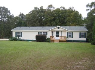 32 Poorhouse Rd, Seale, AL 36875