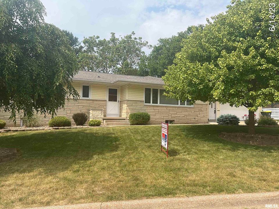 1st image of 219 Hillcrest Dr