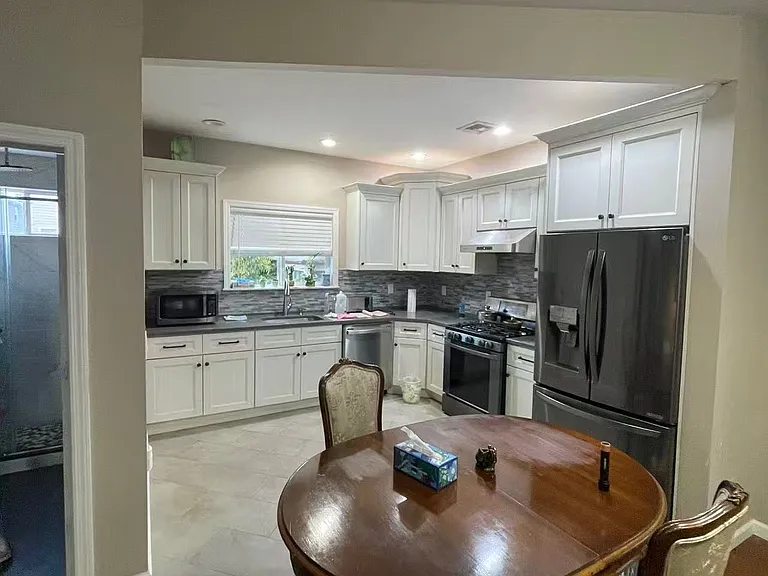 126 Mills Ave #2 — Photo 2
