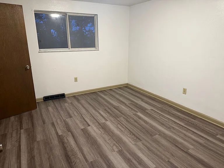 335 Dersam St #1 — Photo 4