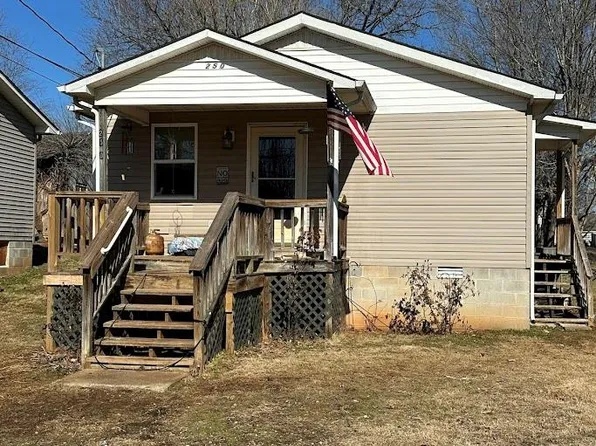250 Mountain St, Doyle, TN 38559