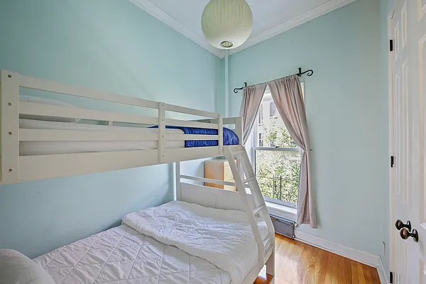 Rented by Oxford Property Group | media 28